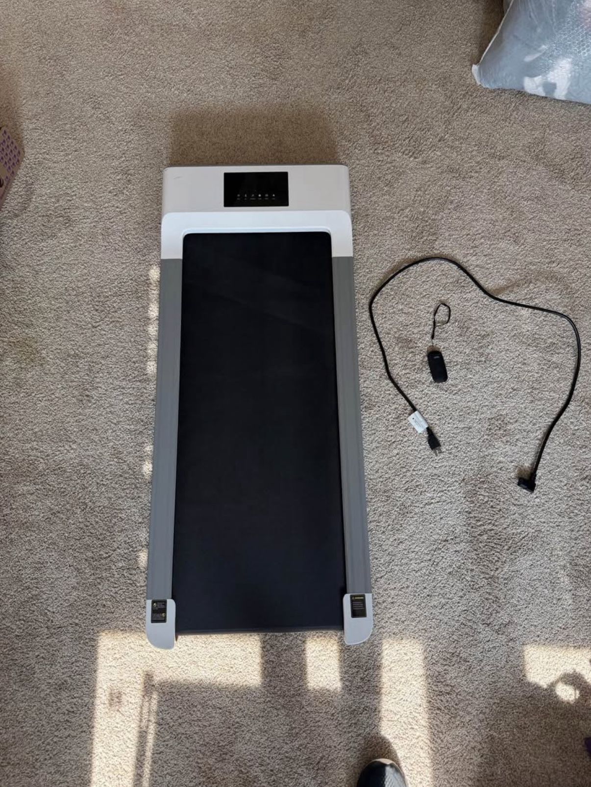 SSPHPPLIE Walking Pad 300lb,Under Desk Treadmill-Remote Control,2 in 1 Portable Walking Pad