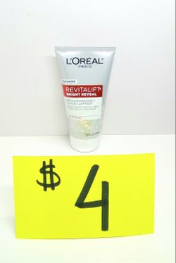 L'Oréal Paris Revitalift Bright Scrub