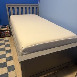 Twin Size Wood Bed Frame & Mattress