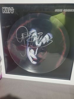 Kiss Gene Simmons album autographed