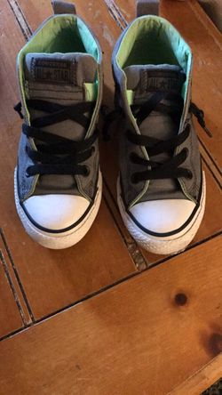 Boys converse