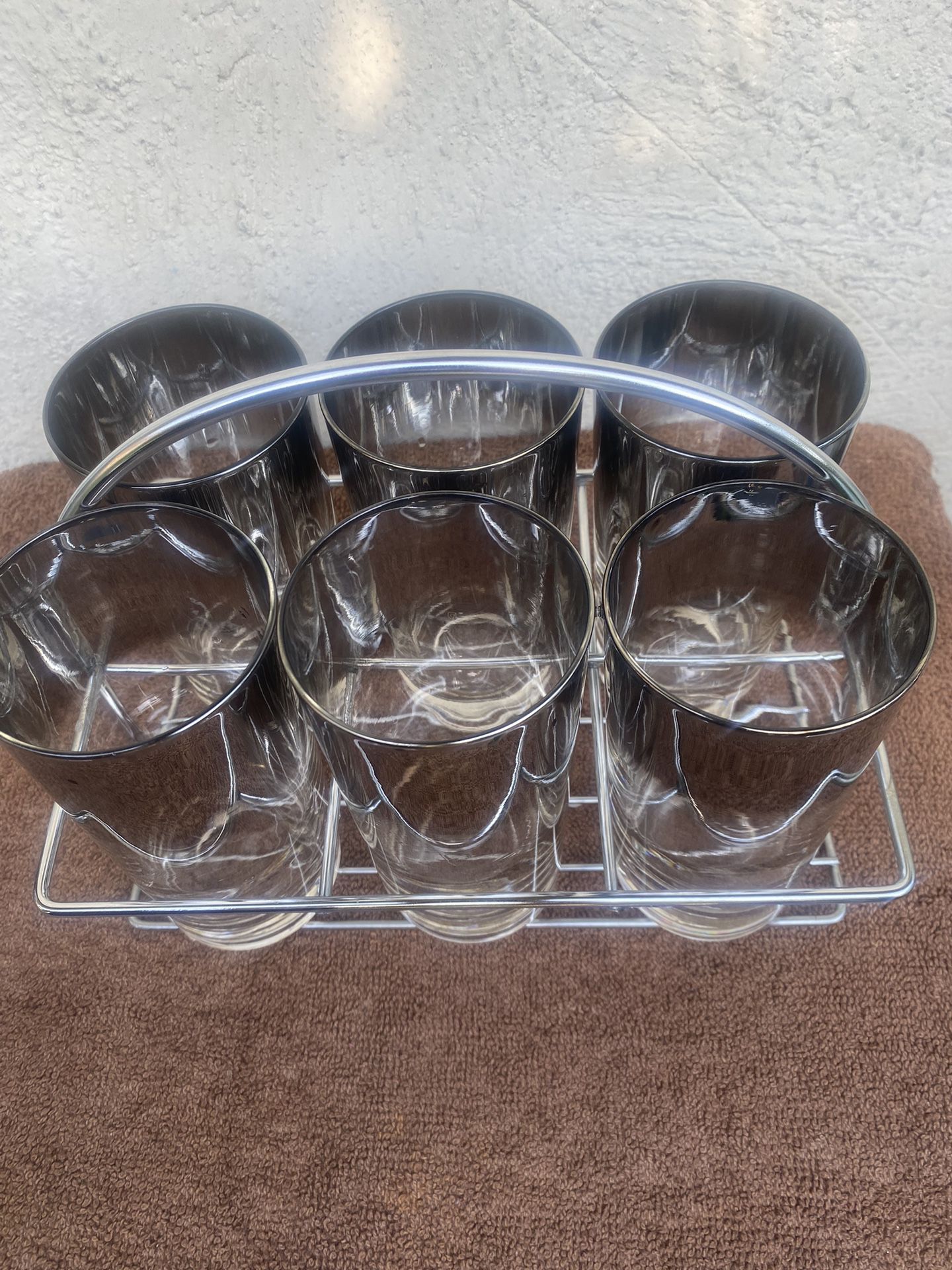 Vintage Dorothy Thorpe Silver Fade Rim Tumbler  Glasses In Original Chrome Caddy Tray