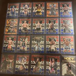 40 WWE Trading Cards 