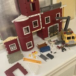 Fisher Price Rescue Center