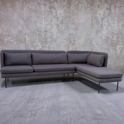 Sectional couch