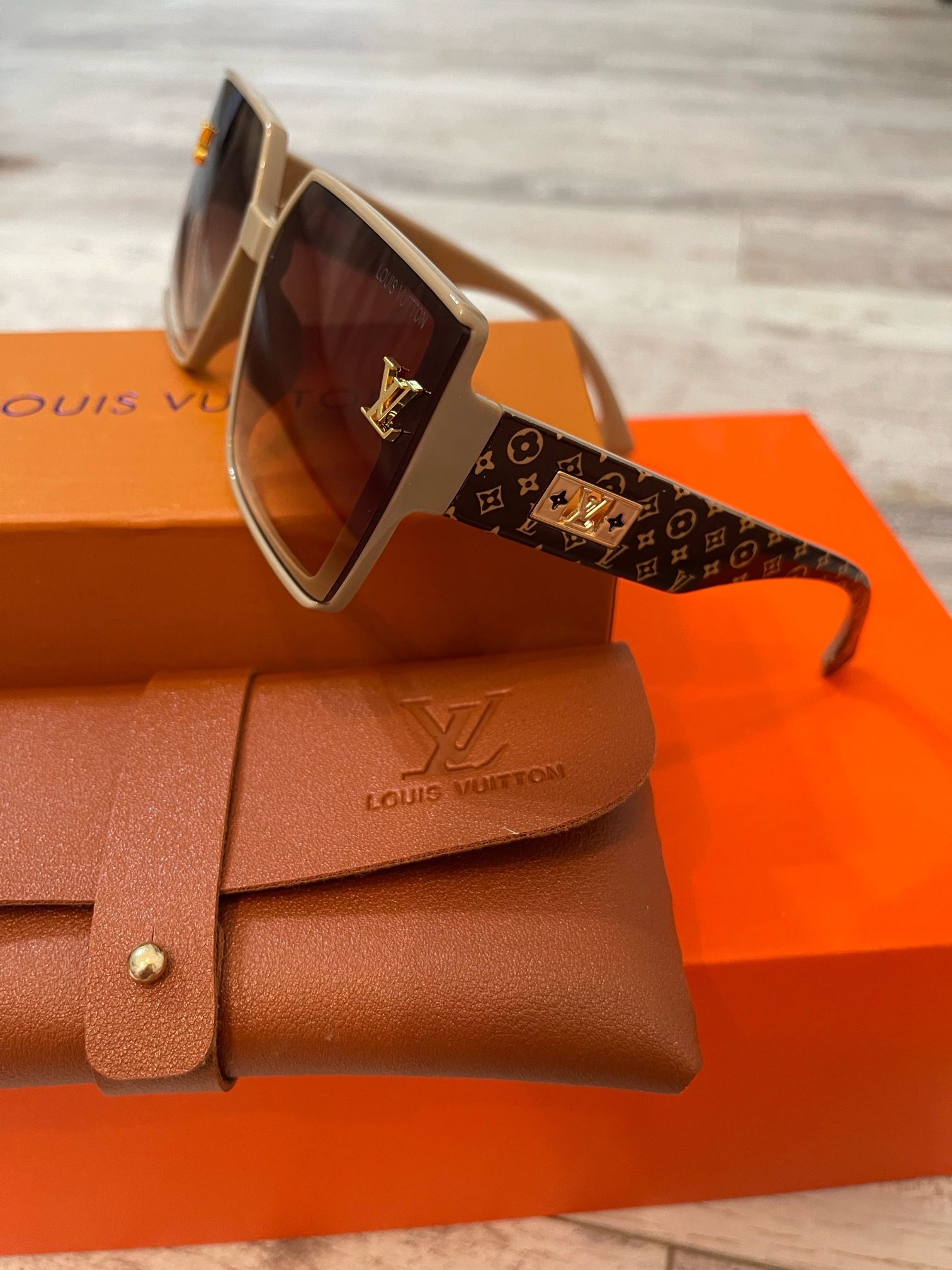 Beautiful Sunglasses ๐ถ๏ธโ๏ธ๐ฐ