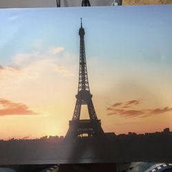 Tower Of París 