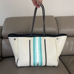 Bag, Taylor Gray, Use