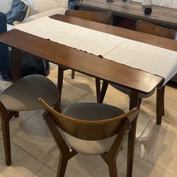 Table Set
