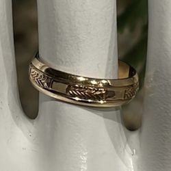 Vintage Solid 14K Woman’s Wedding Band Size 6.5