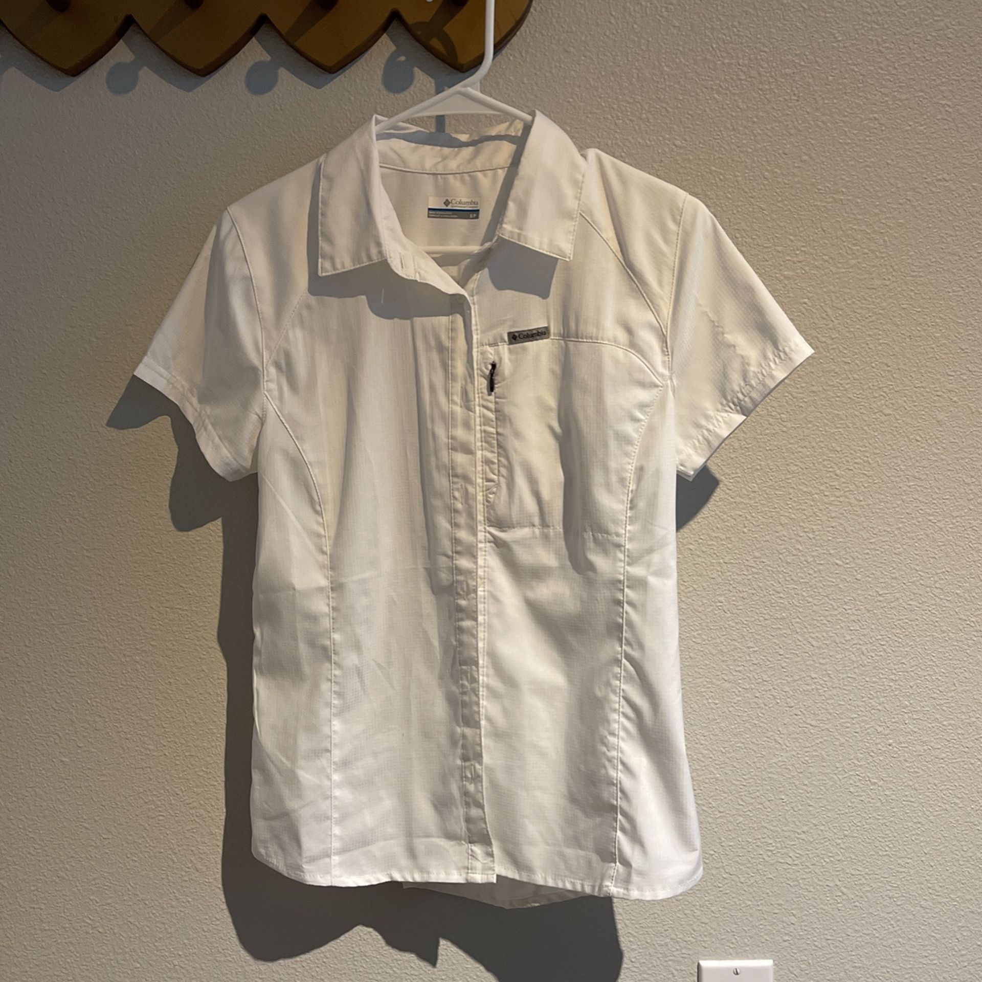 Columbia Button Shirt