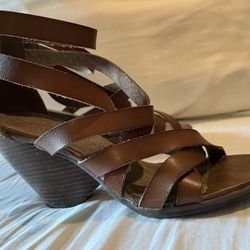 Brown Wedges 