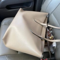Burberry tote