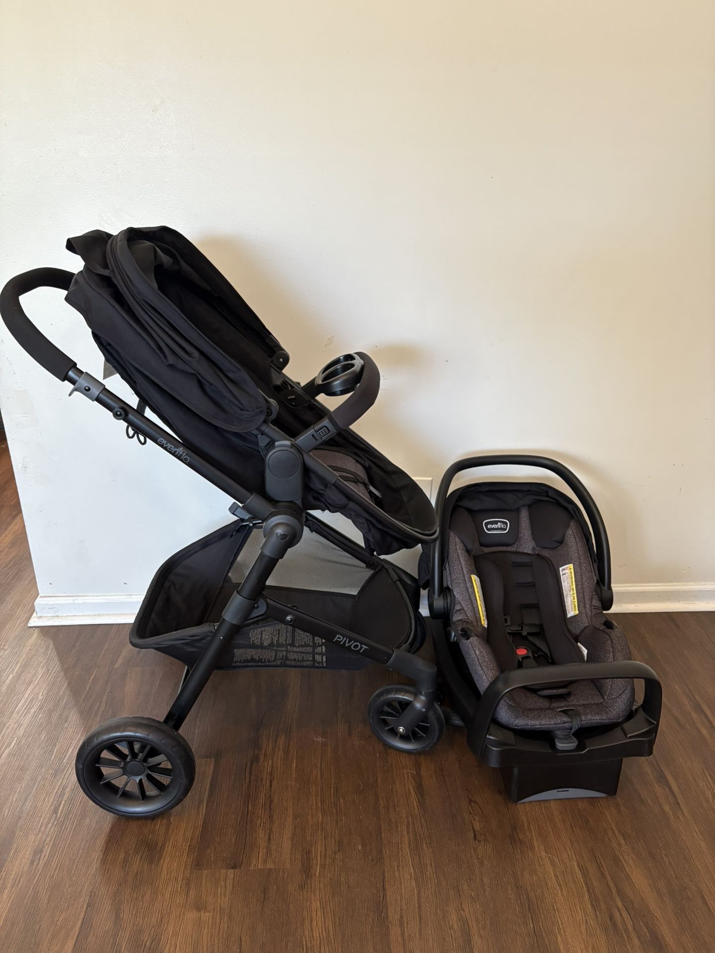 Evenflo Pivot Modular System (stroller)