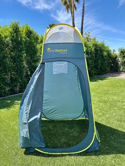 Green Elephant Utilitent Portable Privacy Outdoor Tent - Excellent Condition