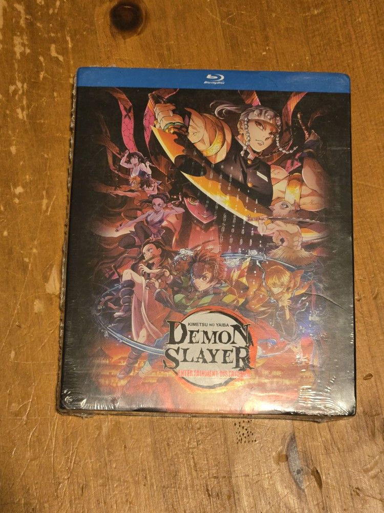 Demon Slayer Entertainment District Blu Ray