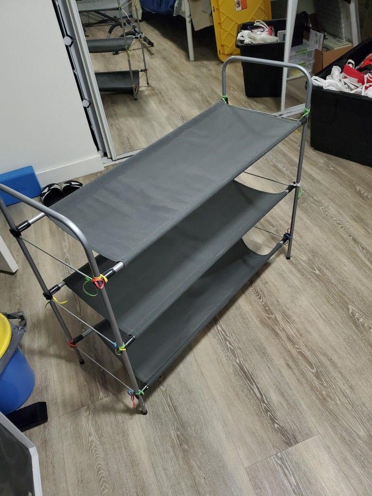 Clothes Rack for Sale in Los Angeles, CA OfferUp