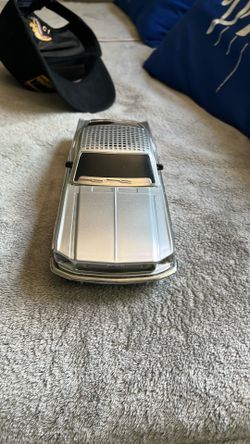 Bluetooth speaker (mustang)