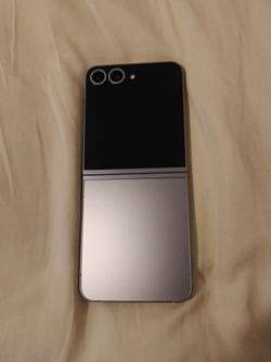 Samsung Galaxy Z Flip 6 256gb T-Mobile ( Not Unlocked). Clean IMEI