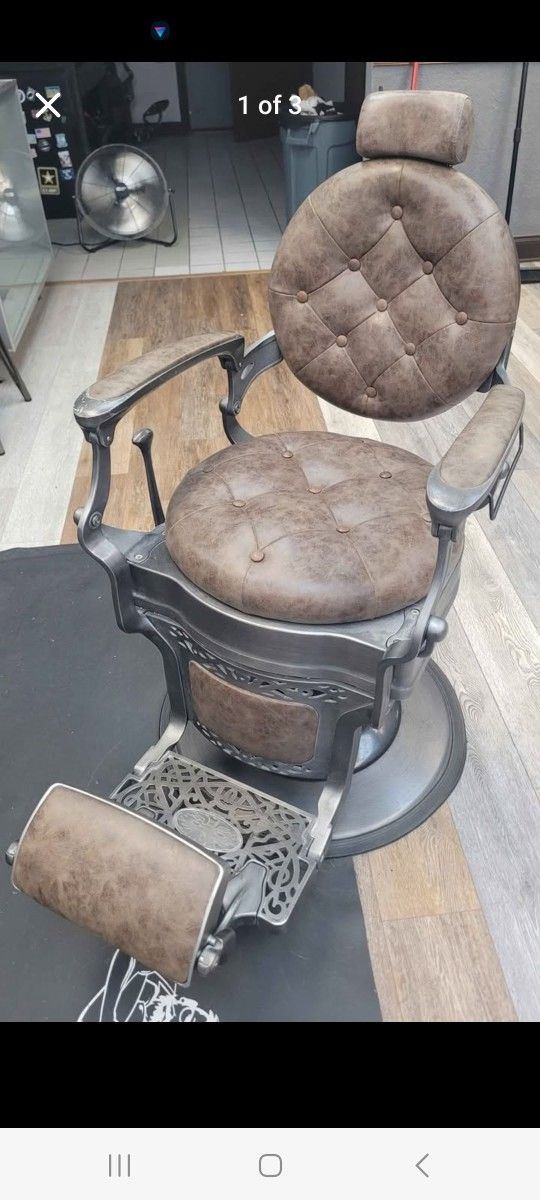 Dynasty Barber Chair