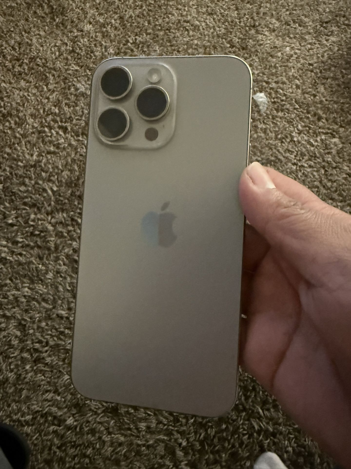 iPhone 15 Pro Max
