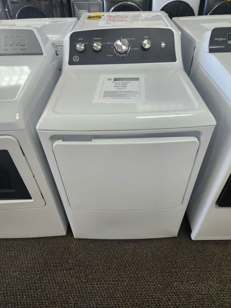 7.2 cu. ft vented Electric Dryer in White with Auto Dry and Extended Tumble