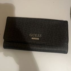 Guess Wallet