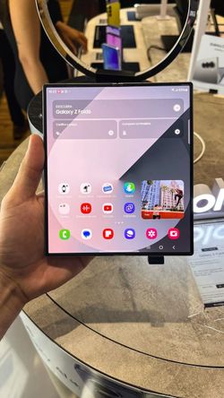 Samsung Galaxy Z Fold 6 Unlocked, FREE Smartwach/ Headphones. Pay $1 Today Rest in payments. NO CREDIT NEEDED FINANCING