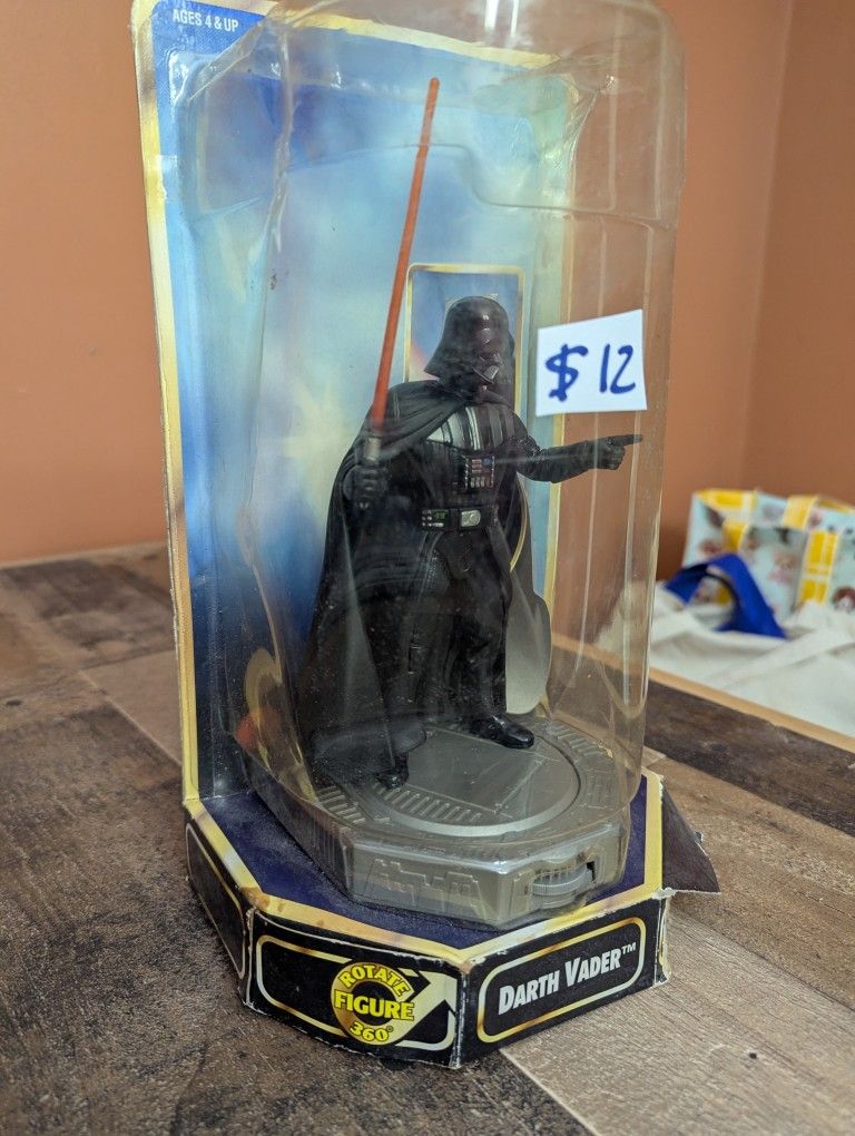 Star Wars Darth Vader Figure