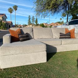 Free Delivery Large Grey Sectional Couch
