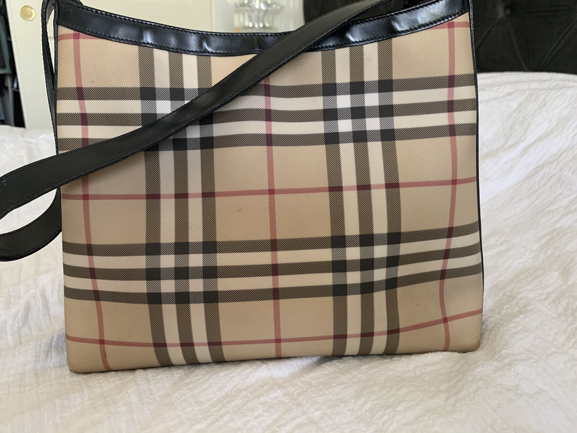 Authentic Vintage Burberry Bag for Sale in Elk Grove, CA - OfferUp
