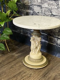 Italian neoclassical style pedestal side table with a marble top