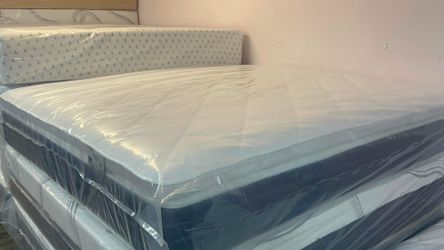Queen Pillow Top Mattress Or Queen Memory Foam Mattress 