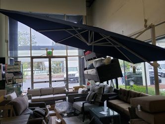 New 10ft cantilever umbrella sunbrella fabric tax included