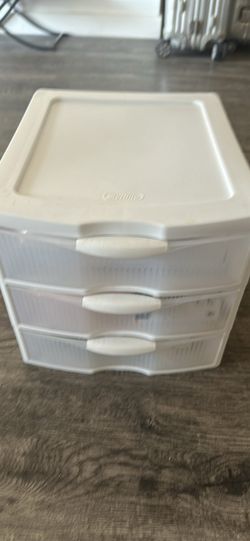 Sterilite  Countertop 3 Drawer- White/Clear Organizer 