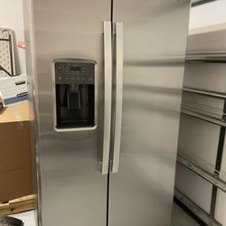 NEW GE Side-By-Side Refrigerator