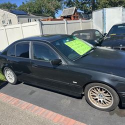2000 BMW 540i