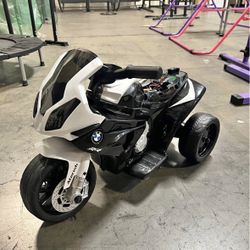 Brand New Electric BMW Ride On Motorcycle