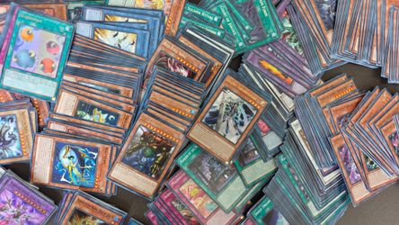 750 yugioh cards