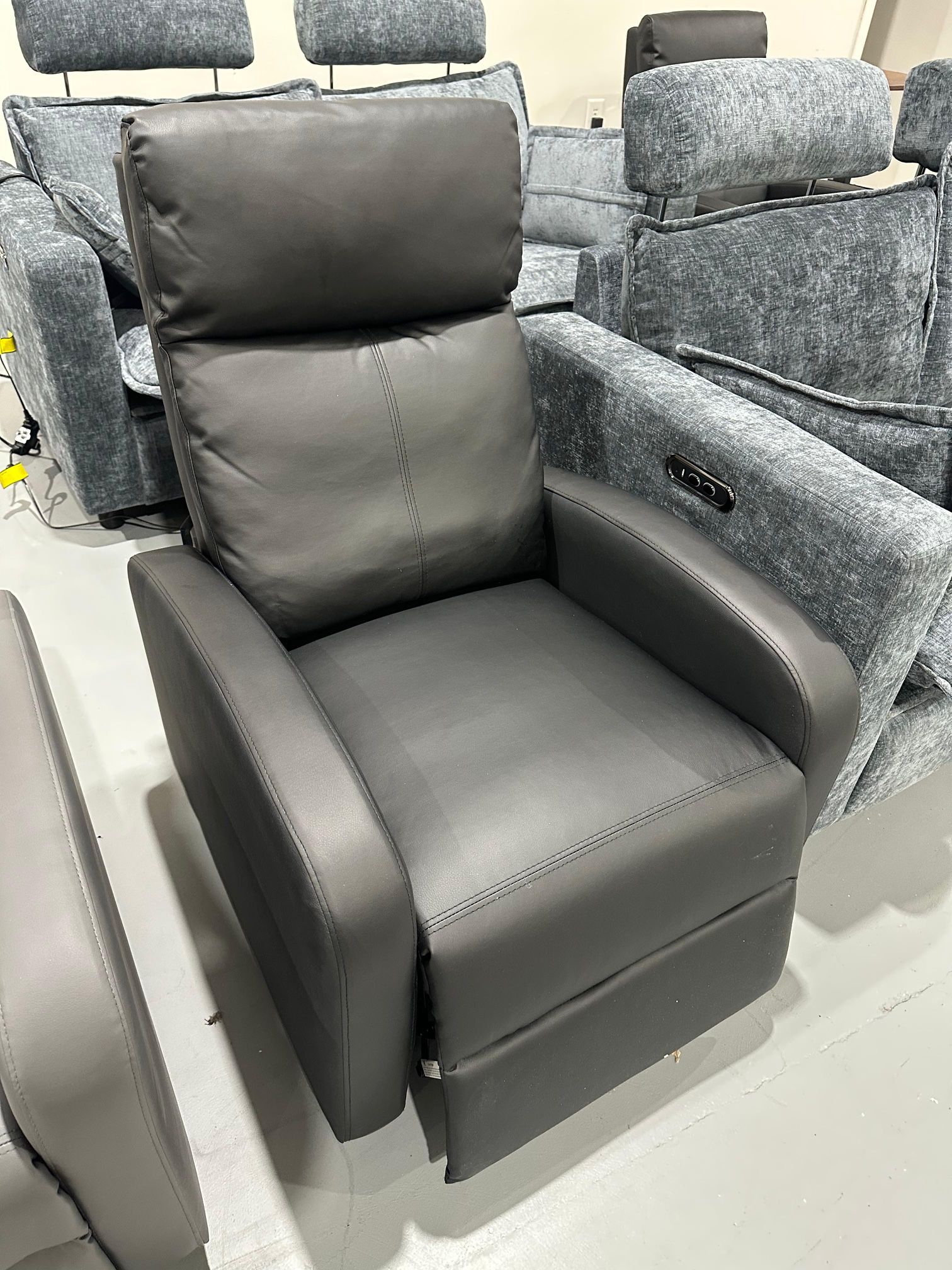 M-New Recliner Chair PU Leather Recliner Sofa Home Theater Seating with Lumbar Support Overstuffed High-Density Sponge Push Back Recliners Armchair fo