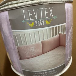 Baby crib set 