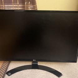LG Monitor 24” 