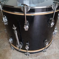 CB 700 PERCUSSION BASS DRUM