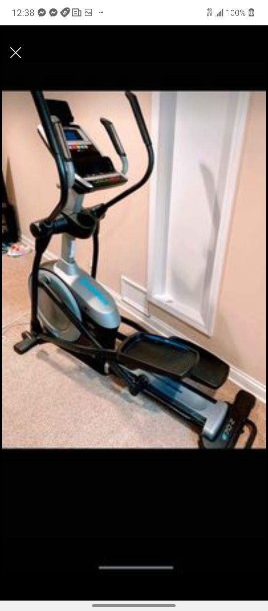 NORDICTRACK E7 OZ ELLIPTICAL MACHINE
( LIKE NEW & DELIVERY AVAILABLE TODAY)