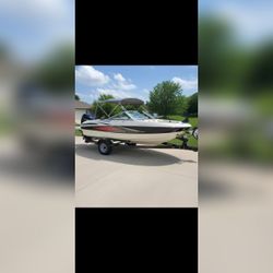 Maxum 18 Ft Bowrider Boat - Good โ Mustang, OK