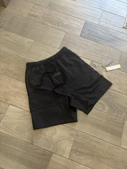 ESSENTIALS Shorts (SMALL-EXTRA LARGE)