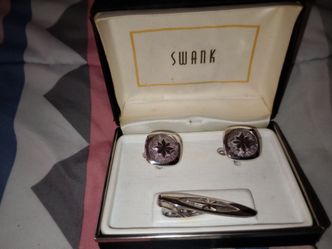 cufflinks and tie clip set