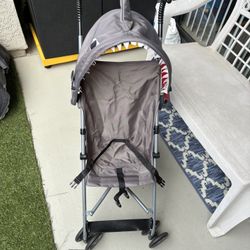 Stroller in  good condition 