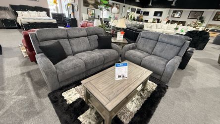 2 PC RECLINER SOFA AND LOVESEAT