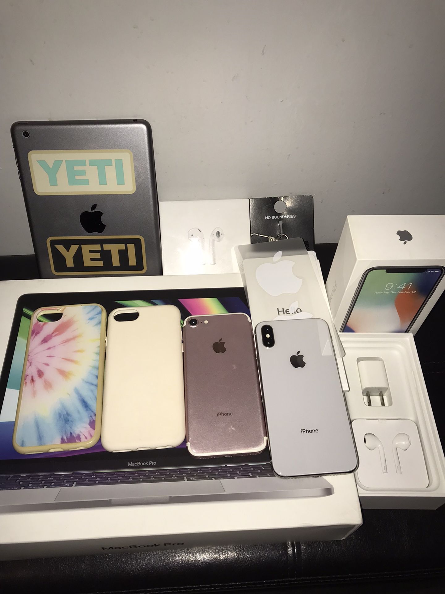 Headphones, iPad and iphones